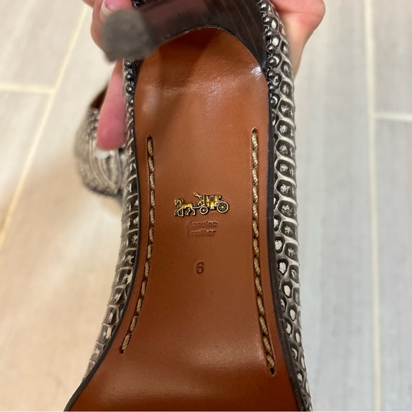 Coach Beadchain Pump In Snakeskin - Picture 8 of 10